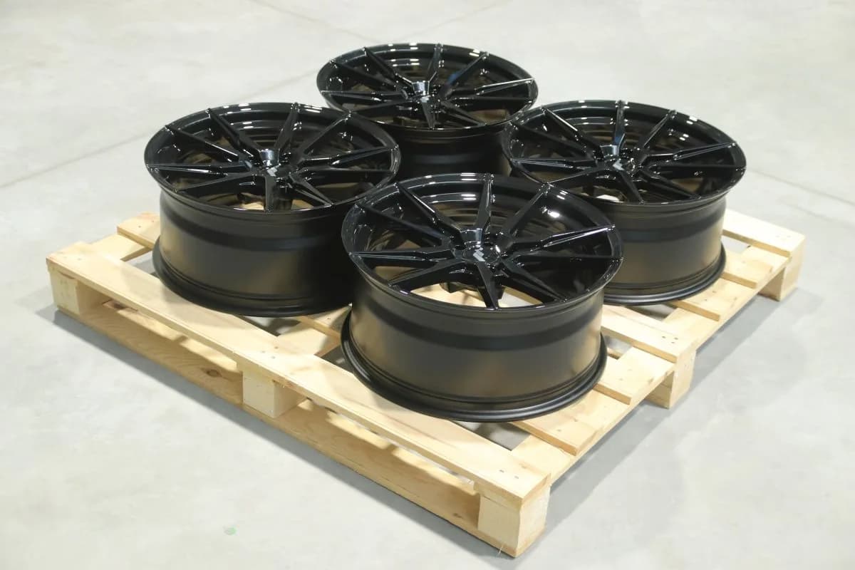 Комплект легкосплавних дисків 19" Japan Racing JR21 19x8,5 ET25 5x100 глянцевий чорний - фото My Tuning Lab
