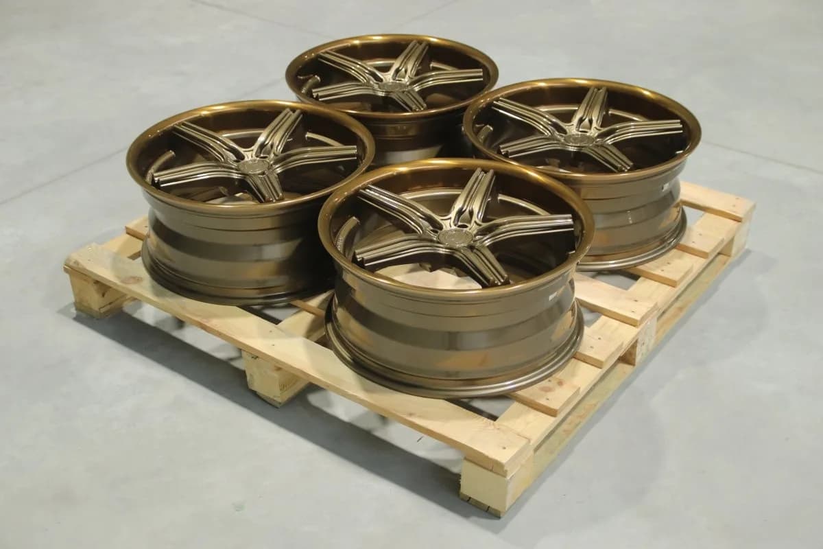 Комплект легкосплавних дисків 20" Concaver CVR9 20x8,5 ET33 5x112 глянцева бронза - фото My Tuning Lab