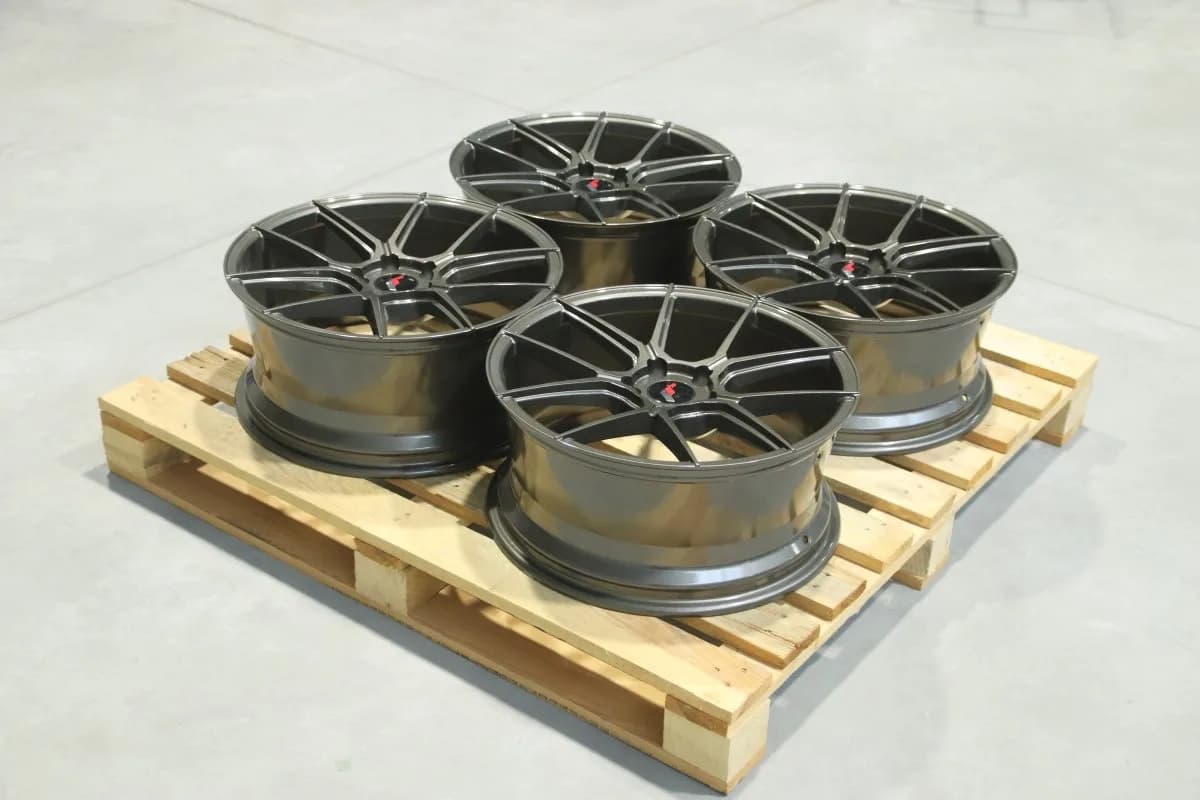 Комплект легкосплавних дисків 19" Japan Racing JR30 19x8,5 ET40 5x114,3 насичений сірий - фото My Tuning Lab