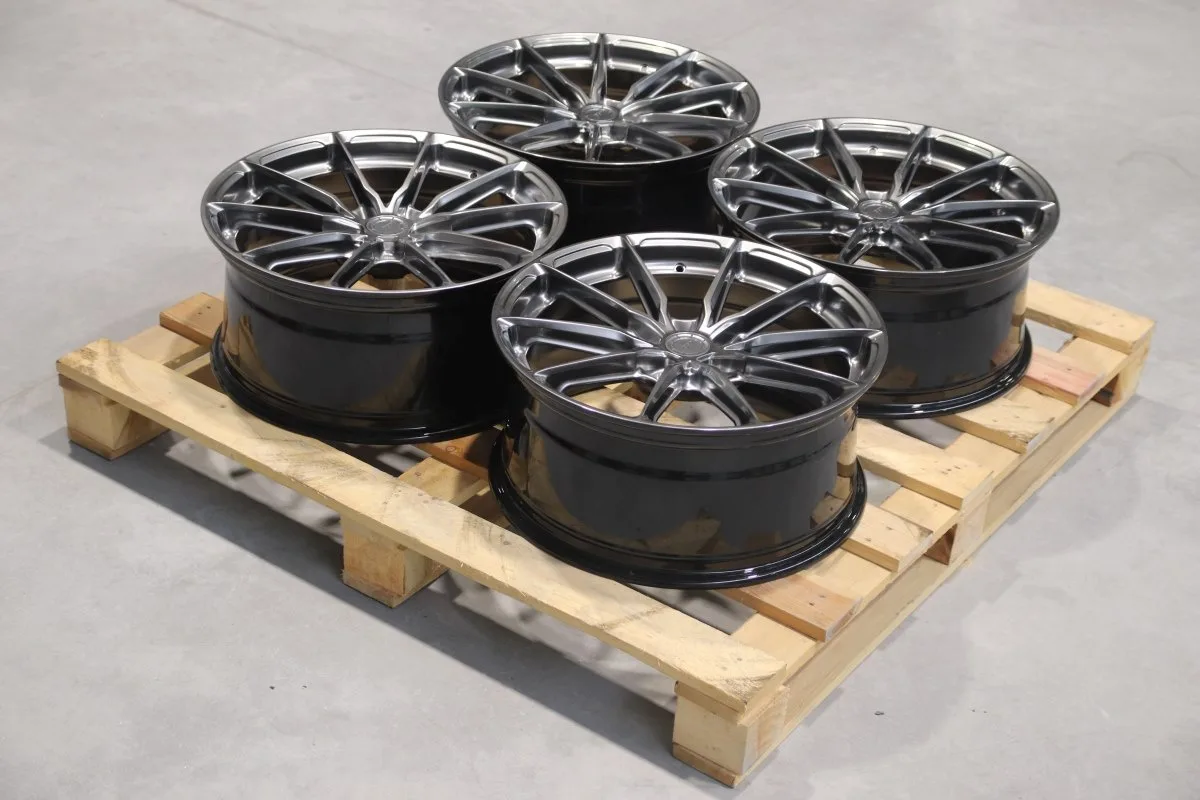 Комплект легкосплавних дисків 19" Japan Racing JR37 19x8,5 ET43 5x120 насичений чорний - фото My Tuning Lab
