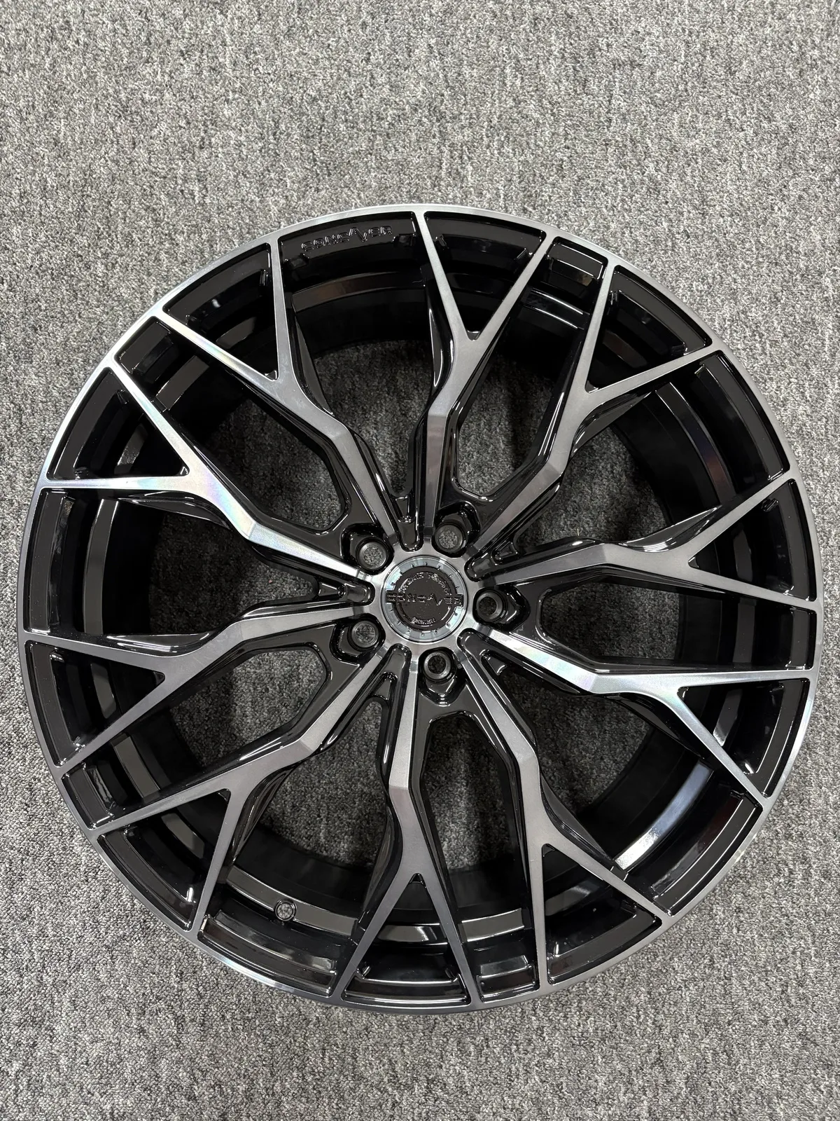 Вживаний Легкосплавний диск 22" Concaver CVR1 22x9,5 ET14 5x112 чорний з подвійним тонуванням - фото My Tuning Lab