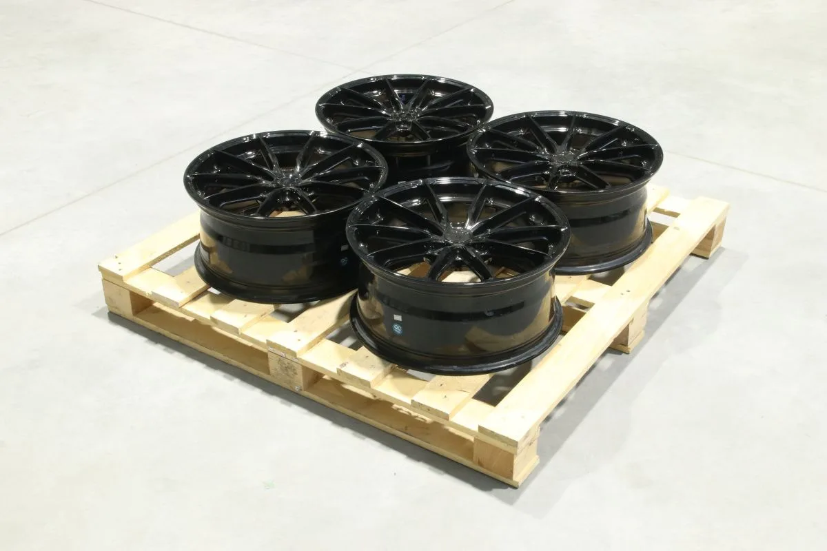 Комплект легкосплавних дисків 18" Japan Racing JR37 18x8 ET45 5x114,3 глянцевий чорний - фото My Tuning Lab